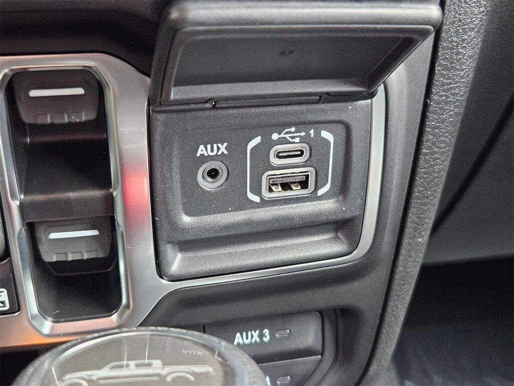 2025 Jeep Gladiator Sport Gresham OR
