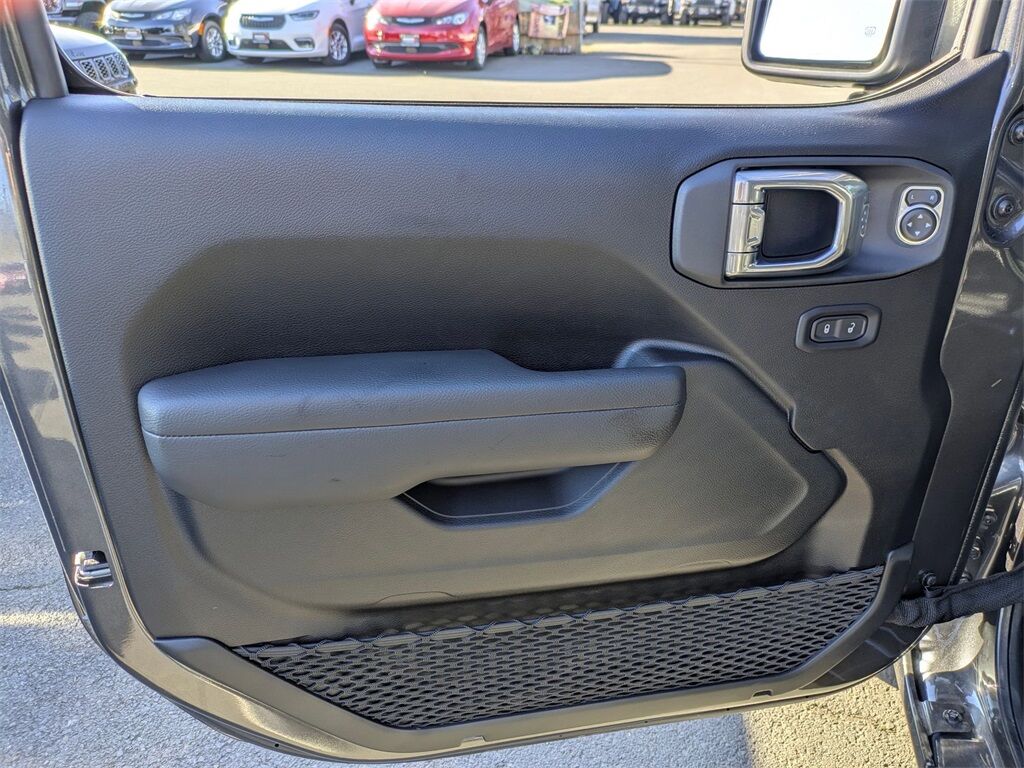 2025 Jeep Gladiator Sport Gresham OR