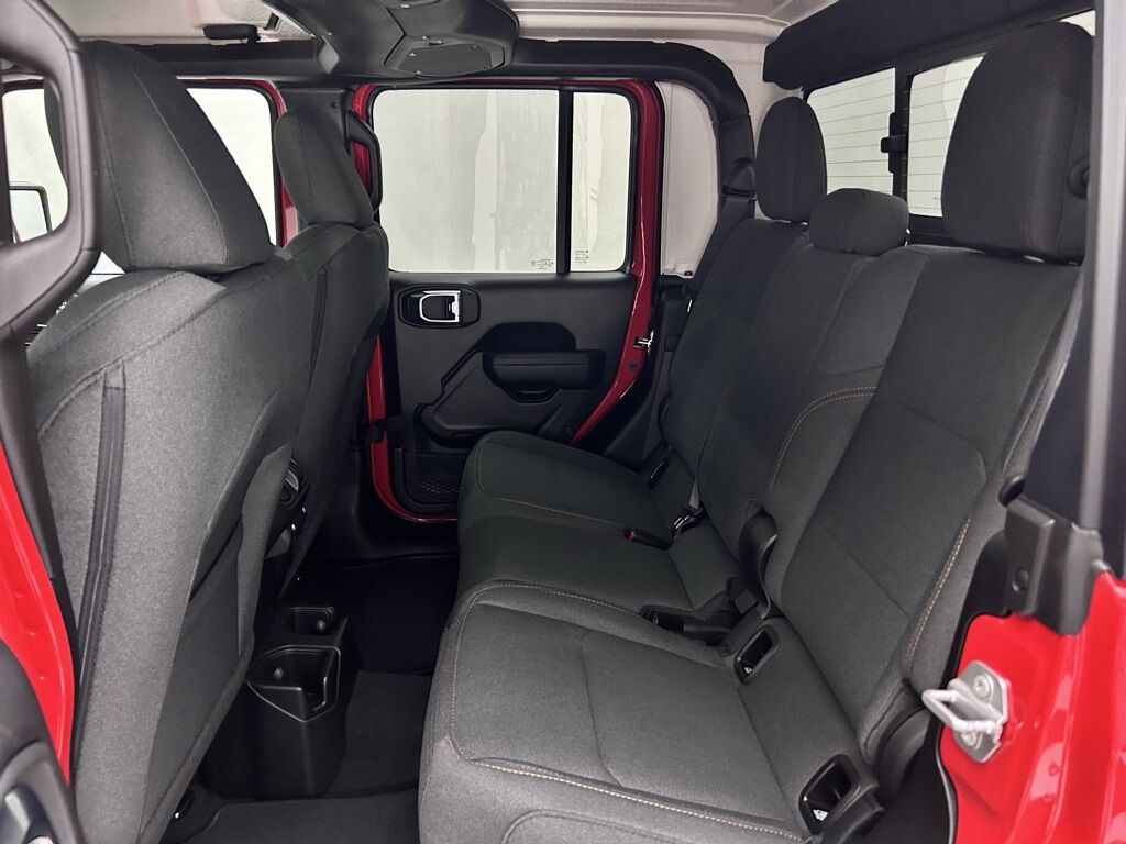 2025 Jeep Gladiator Sport Portland OR