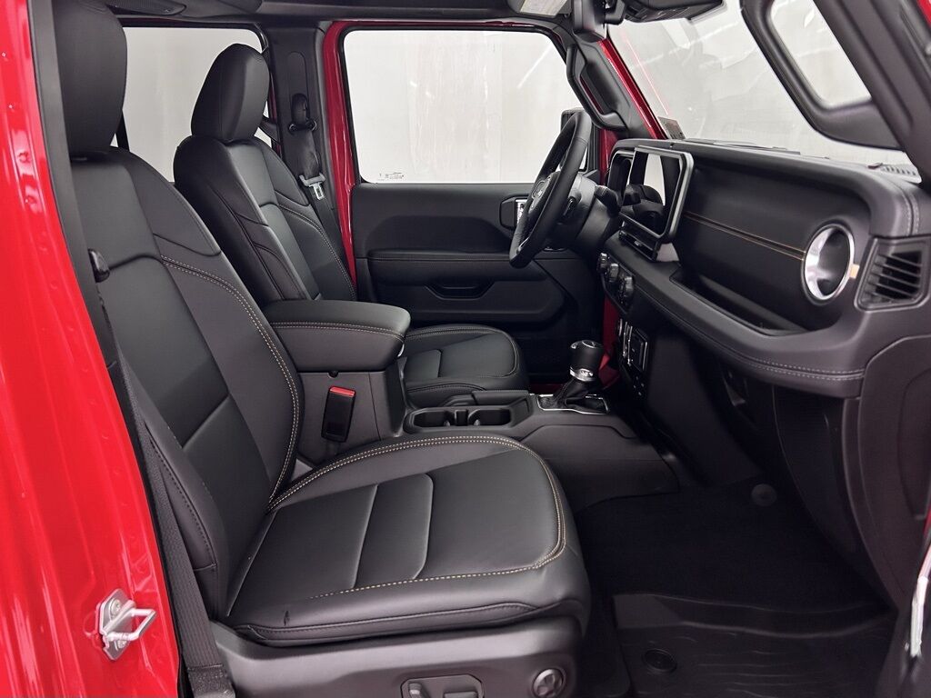 2025 Jeep Gladiator Sport Portland OR