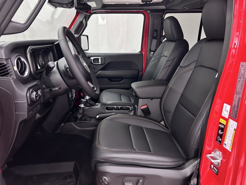 2025 Jeep Gladiator Sport Portland OR