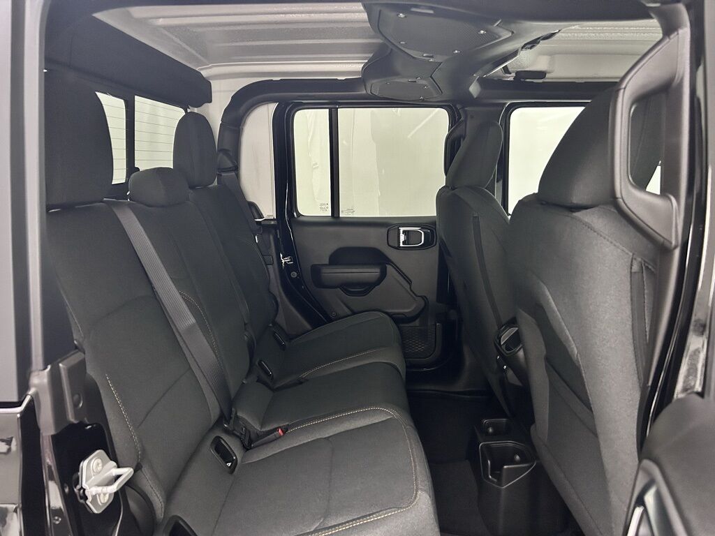 2025 Jeep Gladiator Sport Portland OR
