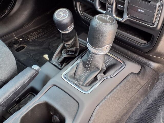 2025 Jeep Gladiator Sport S  TX