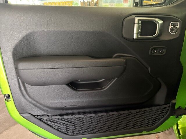 2025 Jeep Gladiator Sport S  TX