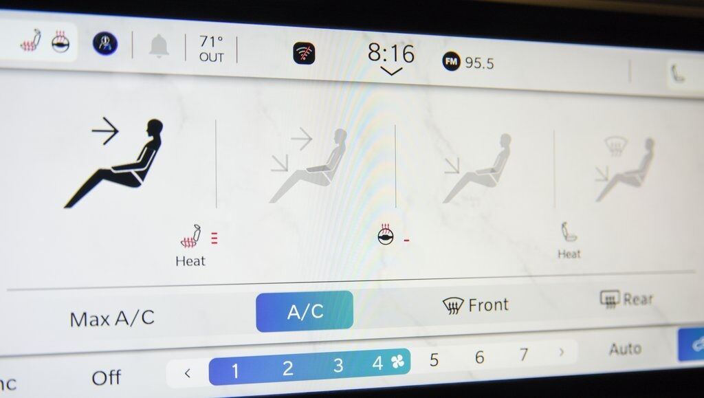 2025 Jeep Gladiator Sport S Akron OH