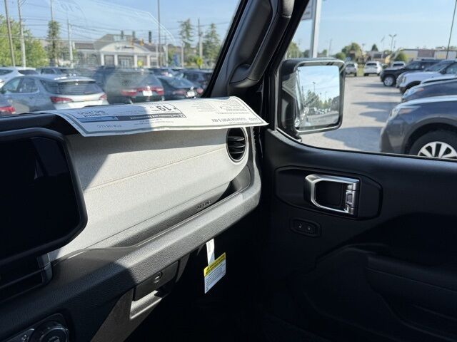 2025 Jeep Gladiator Sport S Crestwood KY