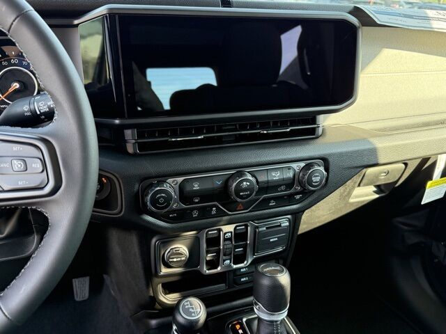 2025 Jeep Gladiator Sport S Crestwood KY