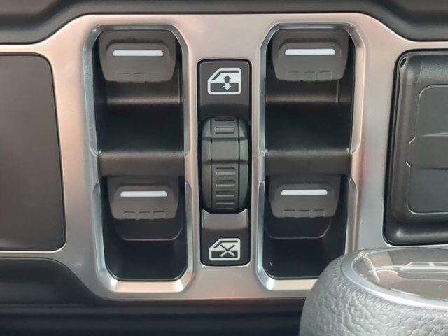 2025 Jeep Gladiator Sport S Appleton WI