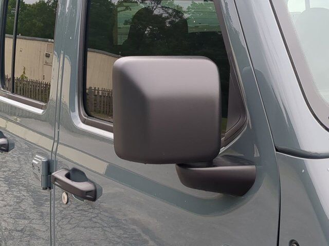 2025 Jeep Gladiator Sport S Appleton WI