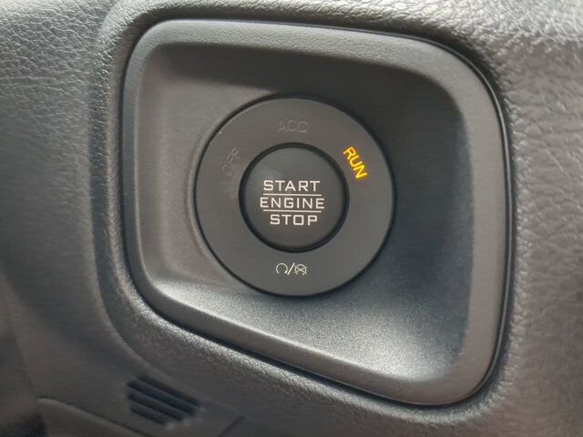 2025 Jeep Gladiator Sport S Appleton WI