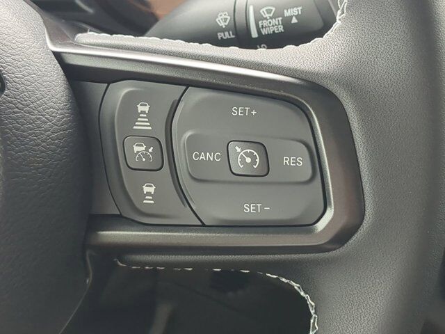 2025 Jeep Gladiator Sport S Appleton WI