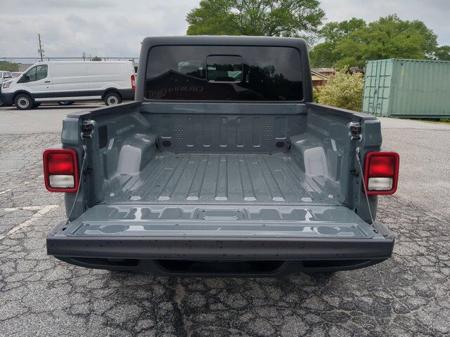 2025 Jeep Gladiator Sport S Appleton WI