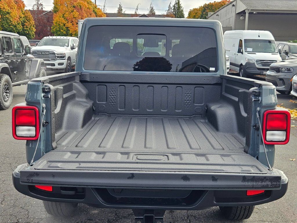 2025 Jeep Gladiator Sport S Gresham OR