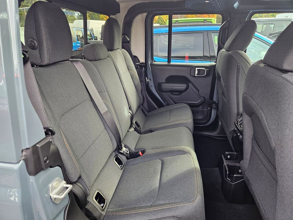 2025 Jeep Gladiator Sport S Gresham OR