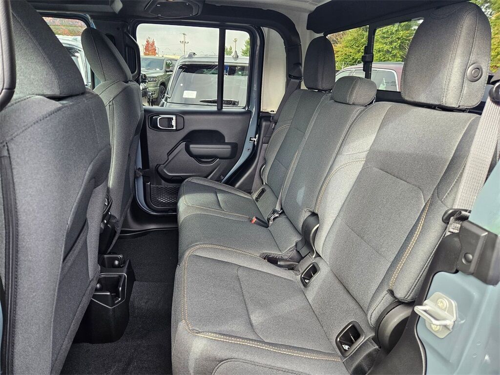 2025 Jeep Gladiator Sport S Gresham OR