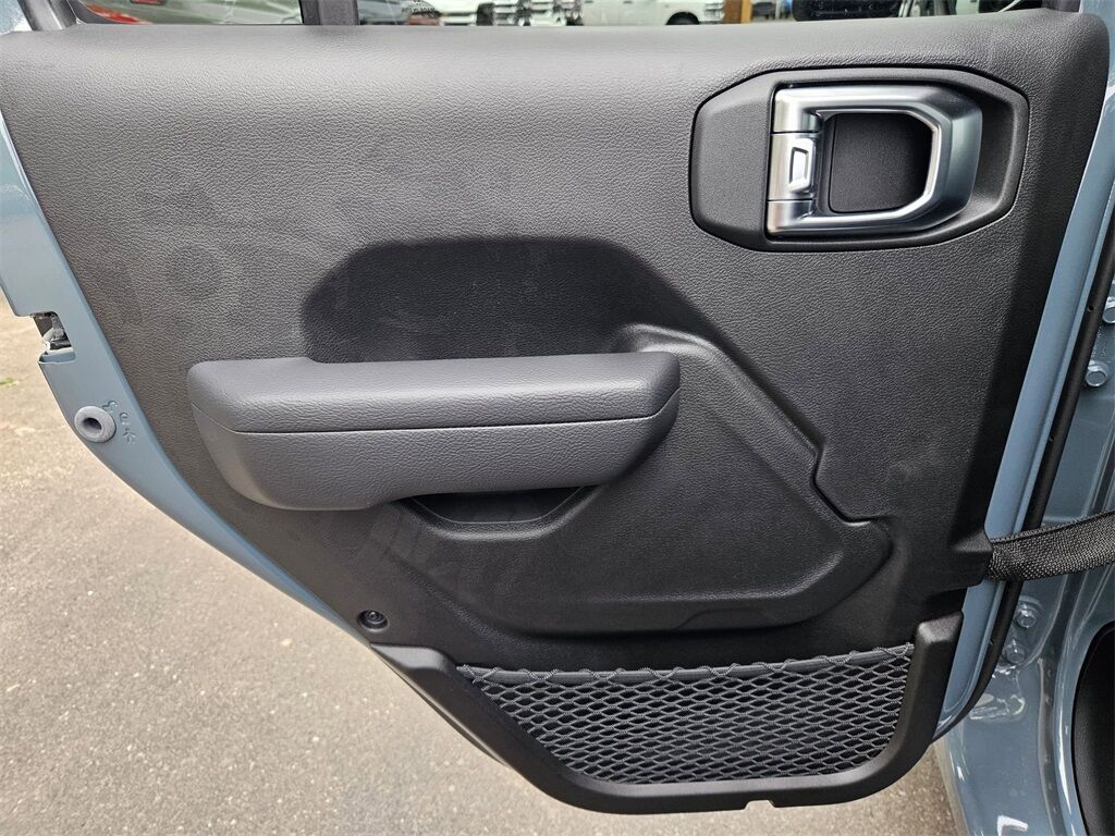 2025 Jeep Gladiator Sport S Gresham OR