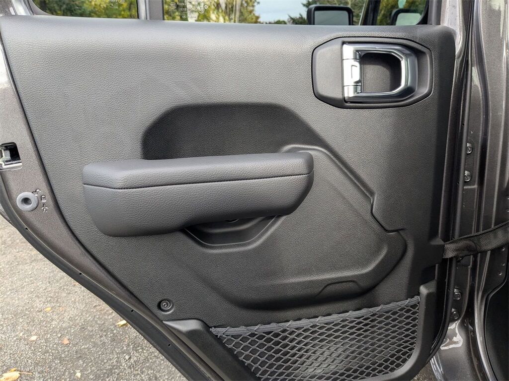 2025 Jeep Gladiator Sport S Gresham OR