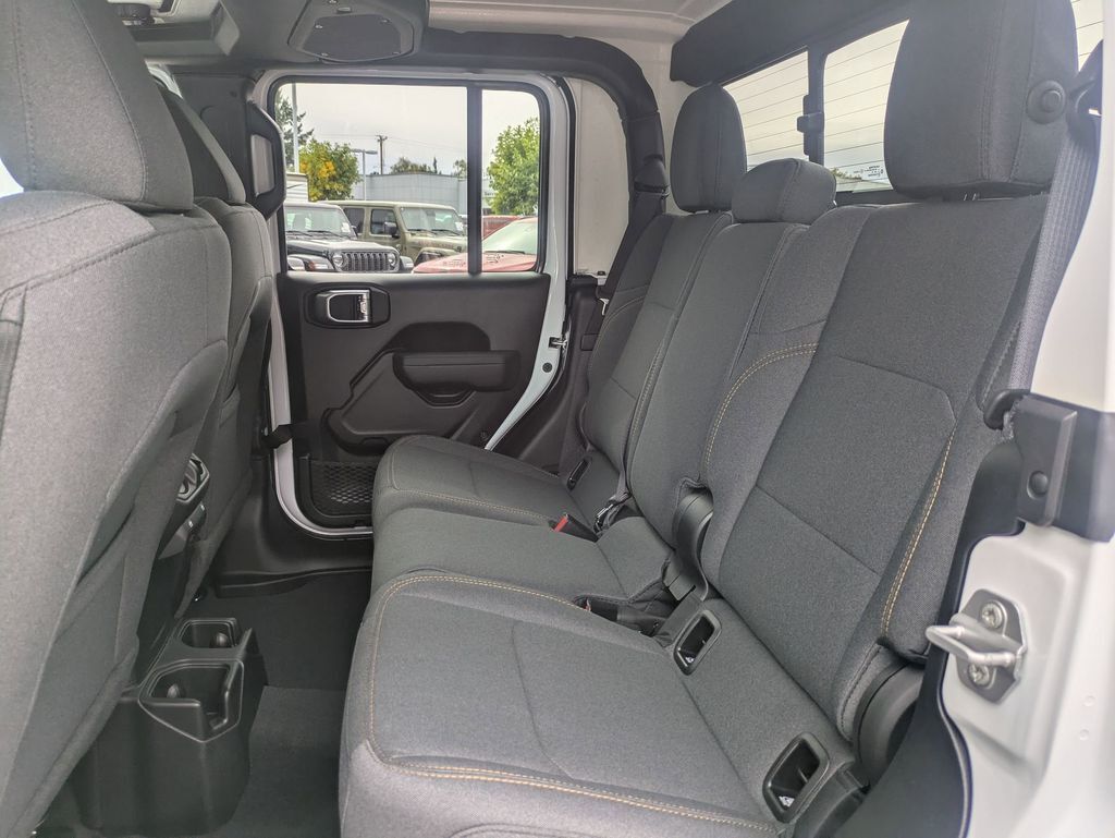 2025 Jeep Gladiator Sport S Gresham OR