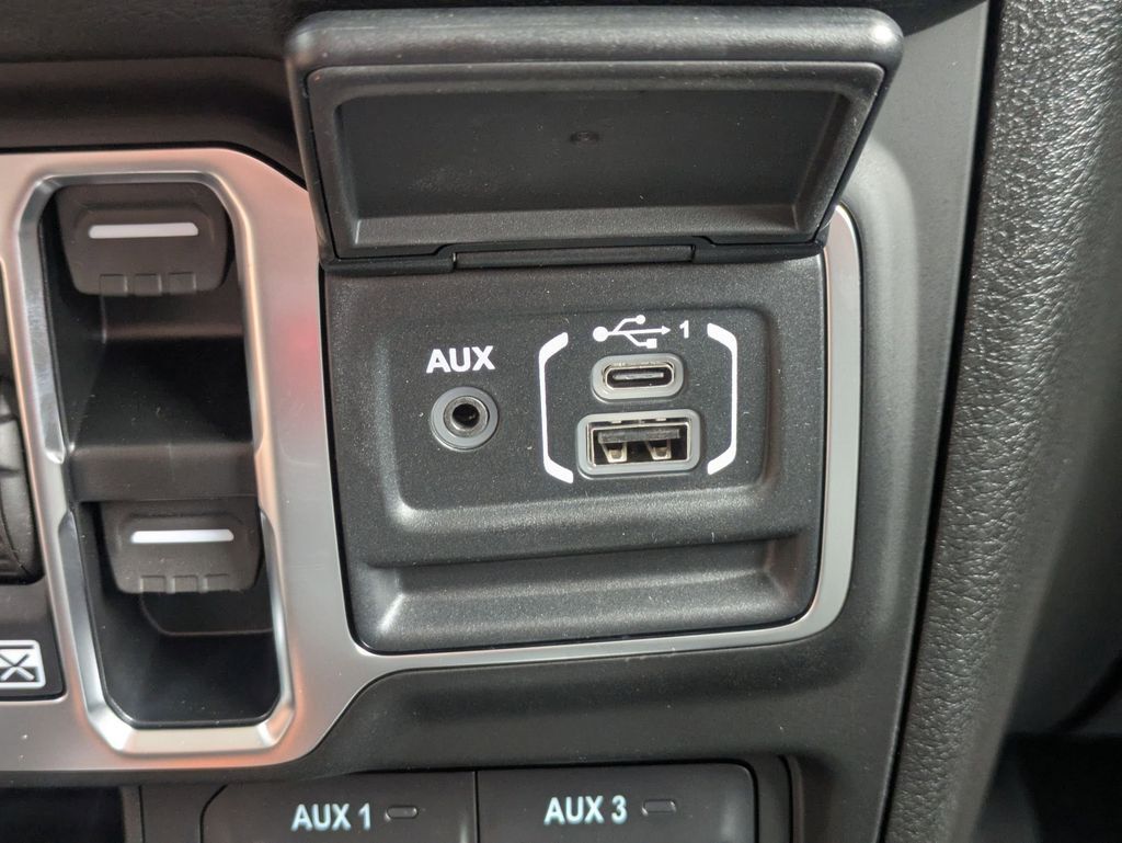 2025 Jeep Gladiator Sport S Gresham OR