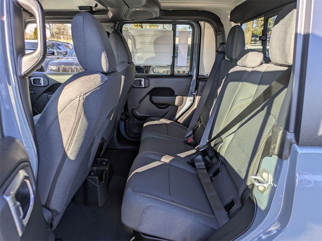 2025 Jeep Gladiator Sport S Gresham OR