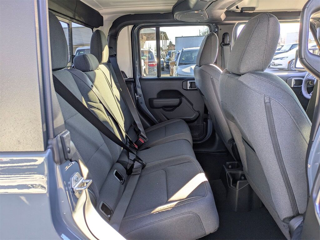 2025 Jeep Gladiator Sport S Gresham OR