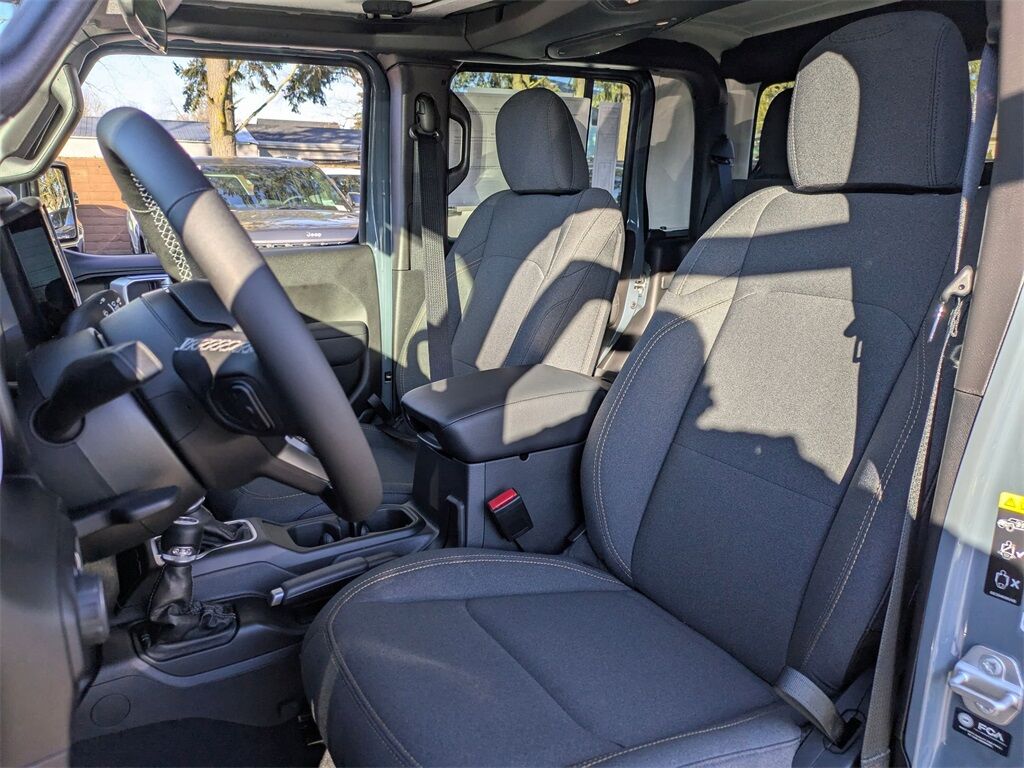 2025 Jeep Gladiator Sport S Gresham OR