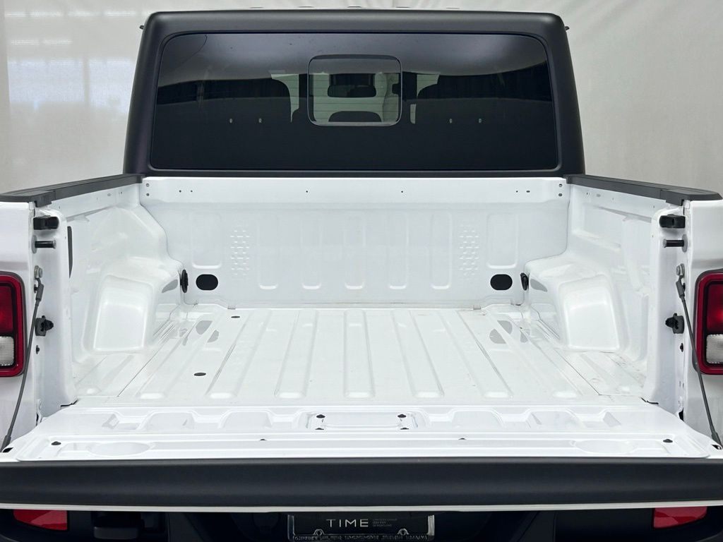 2025 Jeep Gladiator Sport S Portland OR