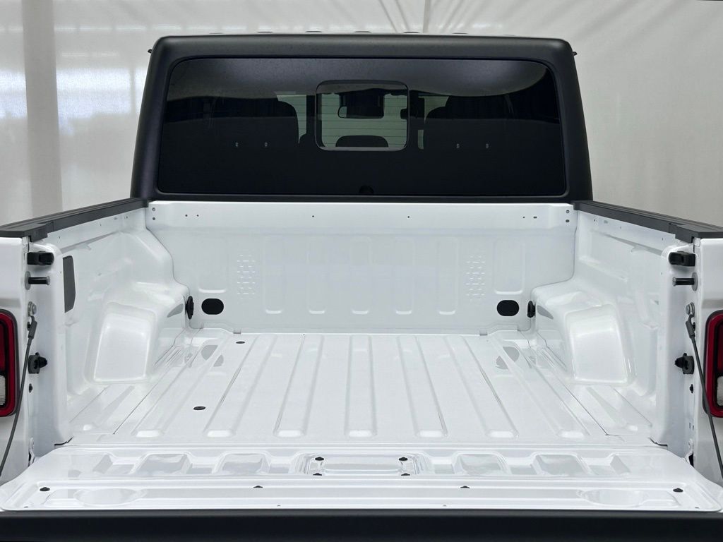 2025 Jeep Gladiator Sport S Portland OR