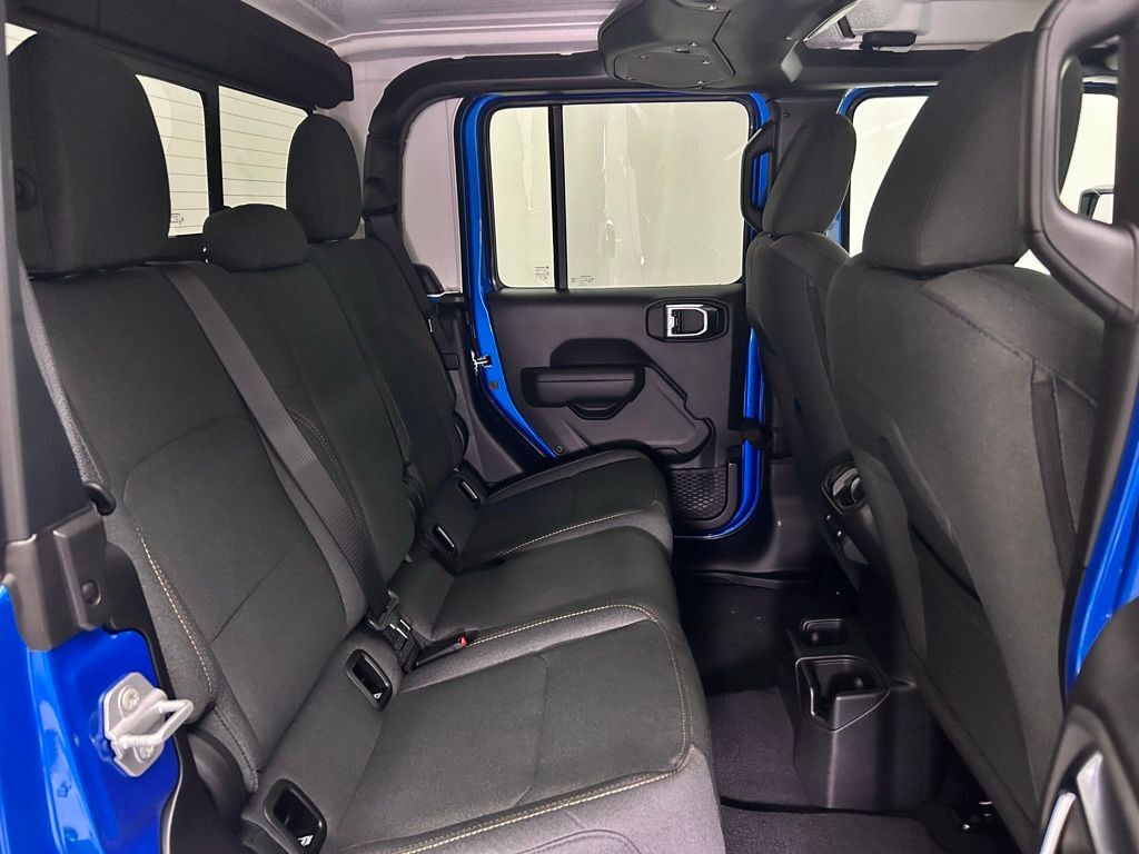 2025 Jeep Gladiator Sport S Portland OR