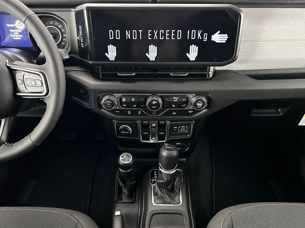 2025 Jeep Gladiator Sport S Portland OR