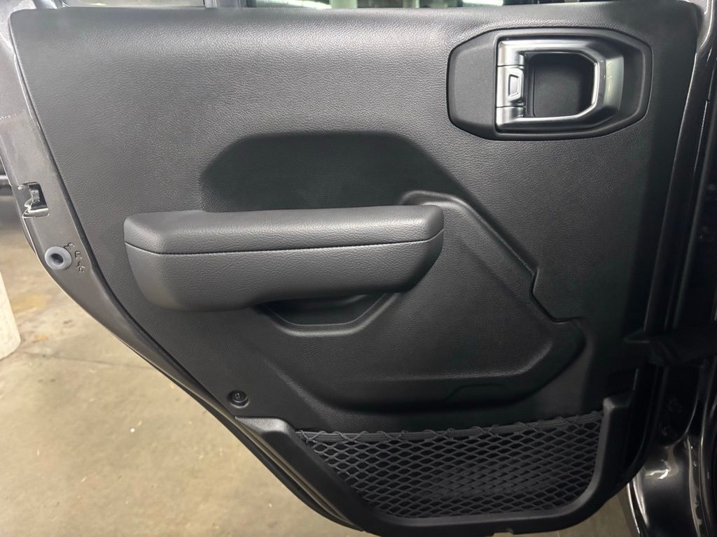 2025 Jeep Gladiator Sport S Portland OR