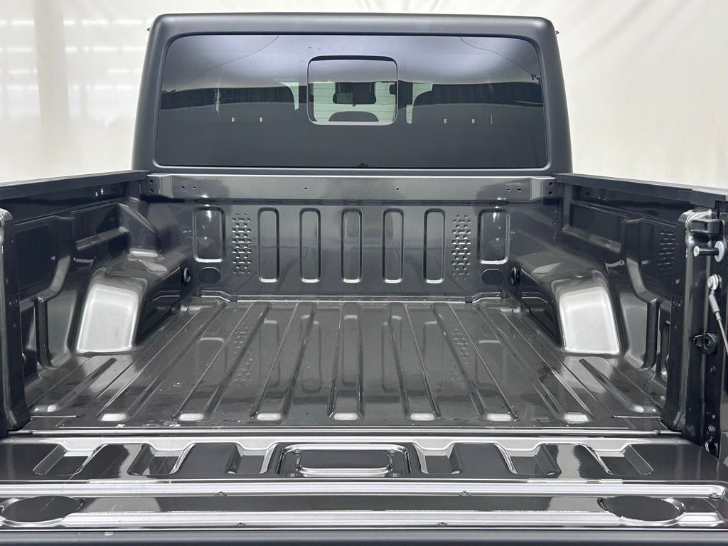 2025 Jeep Gladiator Sport S Portland OR