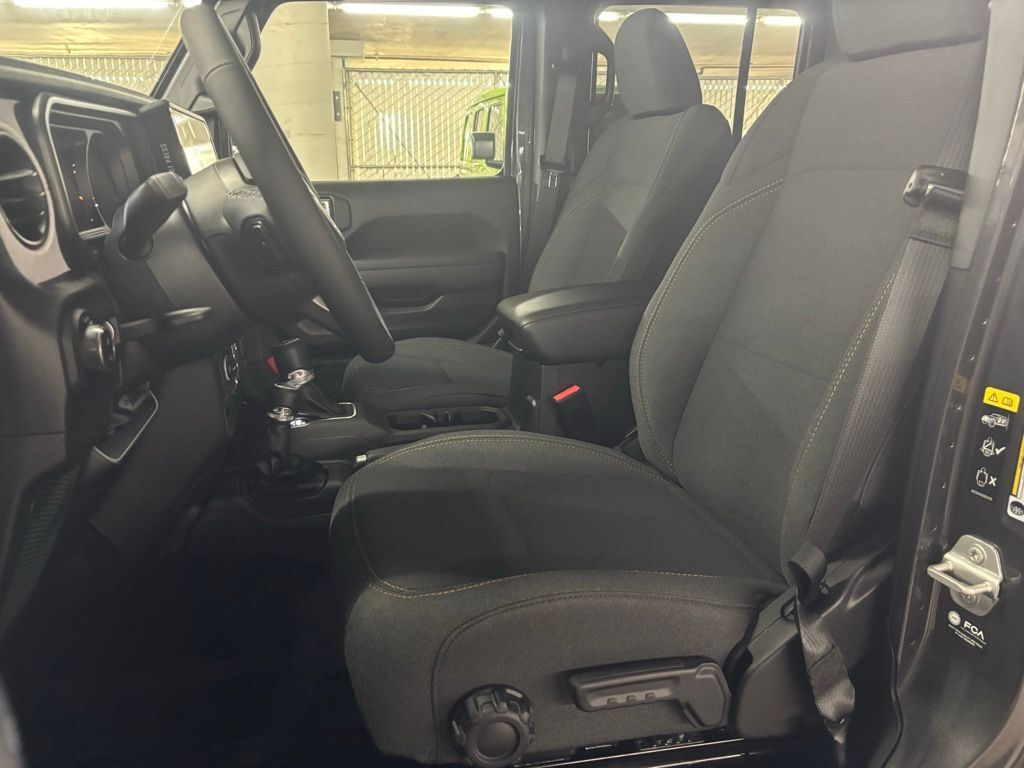 2025 Jeep Gladiator Sport S Portland OR