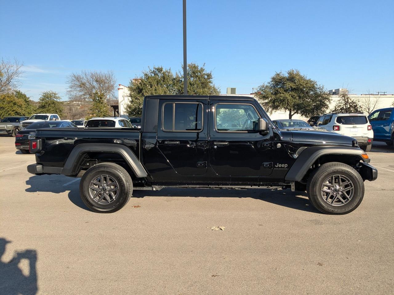 2025 Jeep Gladiator Sport S