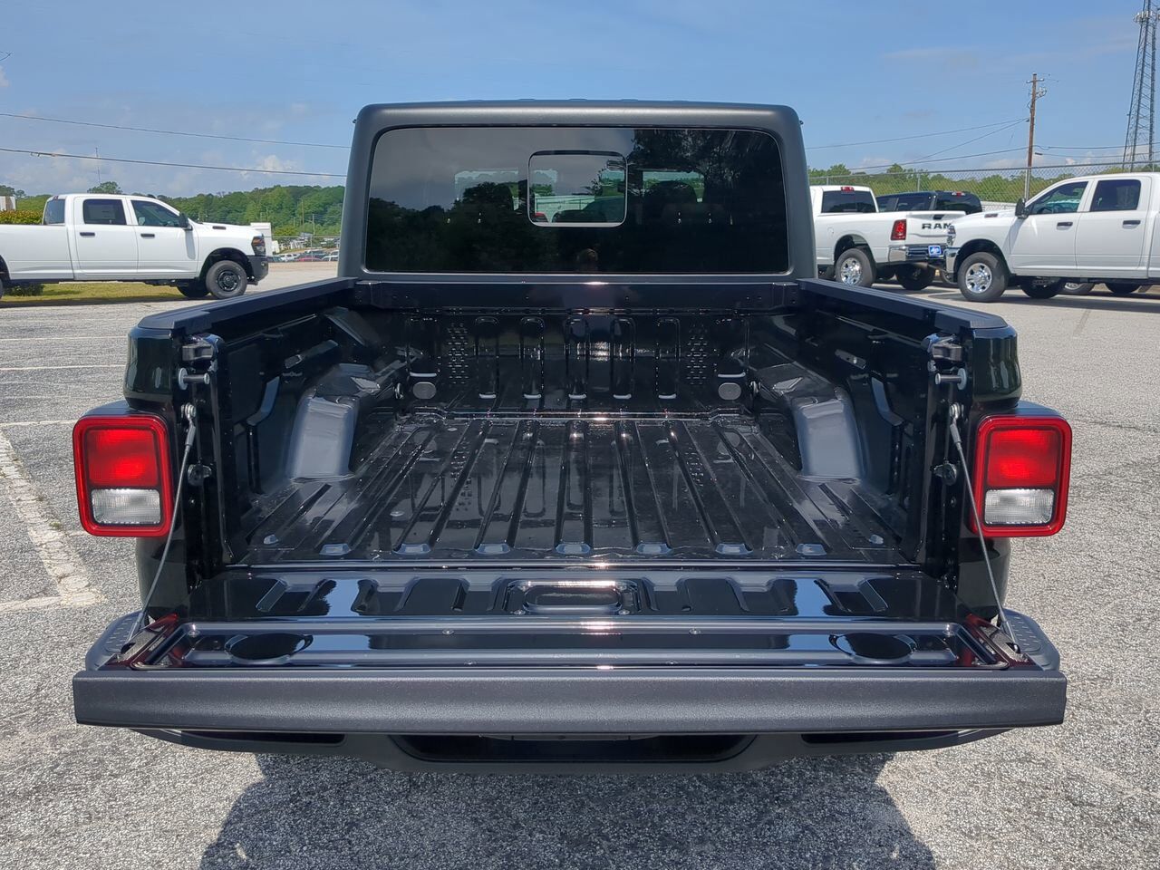 2025 Jeep Gladiator Sport S Winder GA