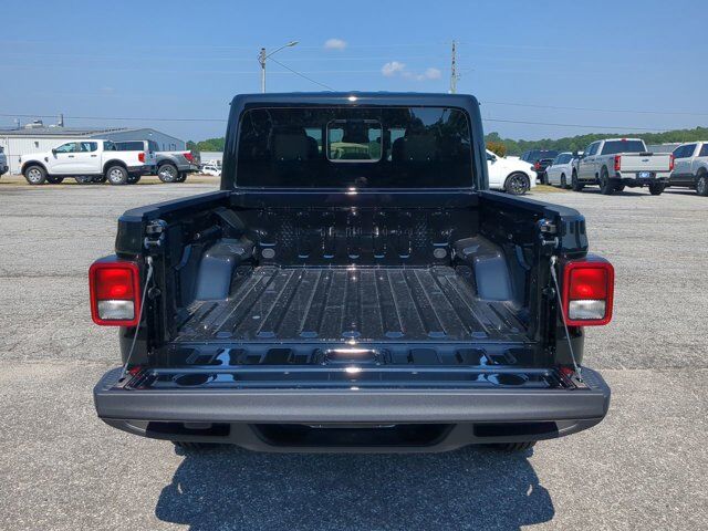 2025 Jeep Gladiator Sport S Winder GA