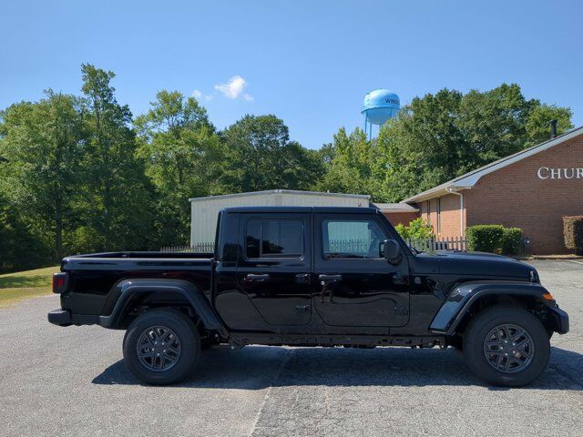2025 Jeep Gladiator Sport S Winder GA