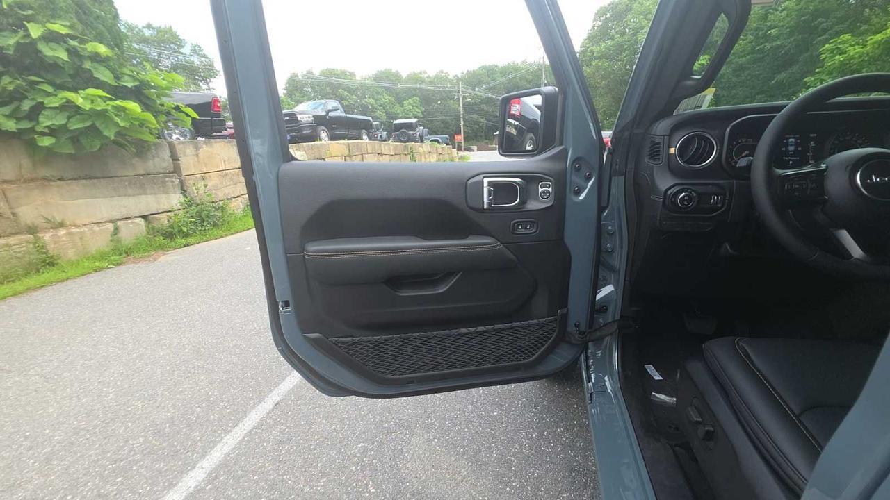 2025 Jeep Gladiator Sport S Hudson MA