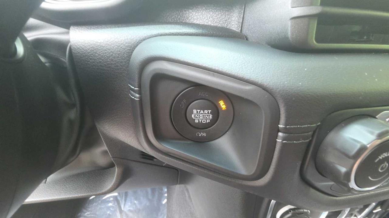 2025 Jeep Gladiator Sport S Hudson MA