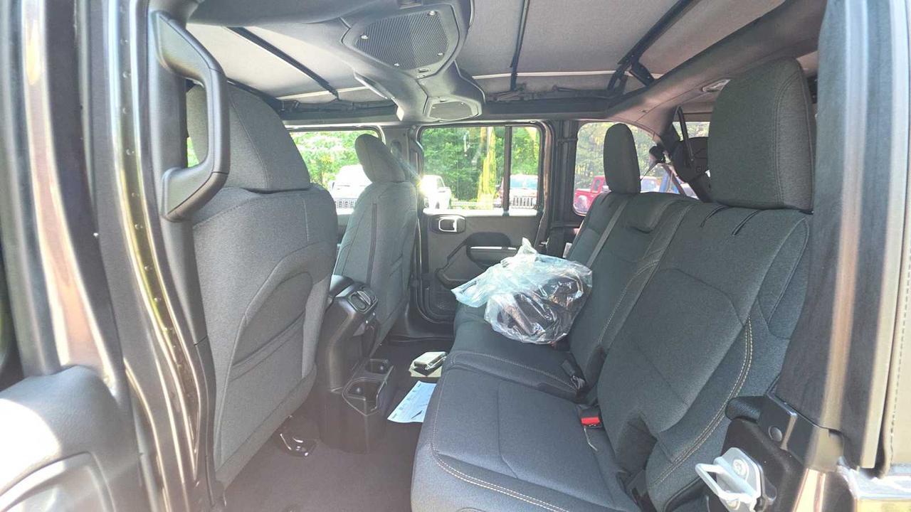 2025 Jeep Gladiator Sport S Hudson MA