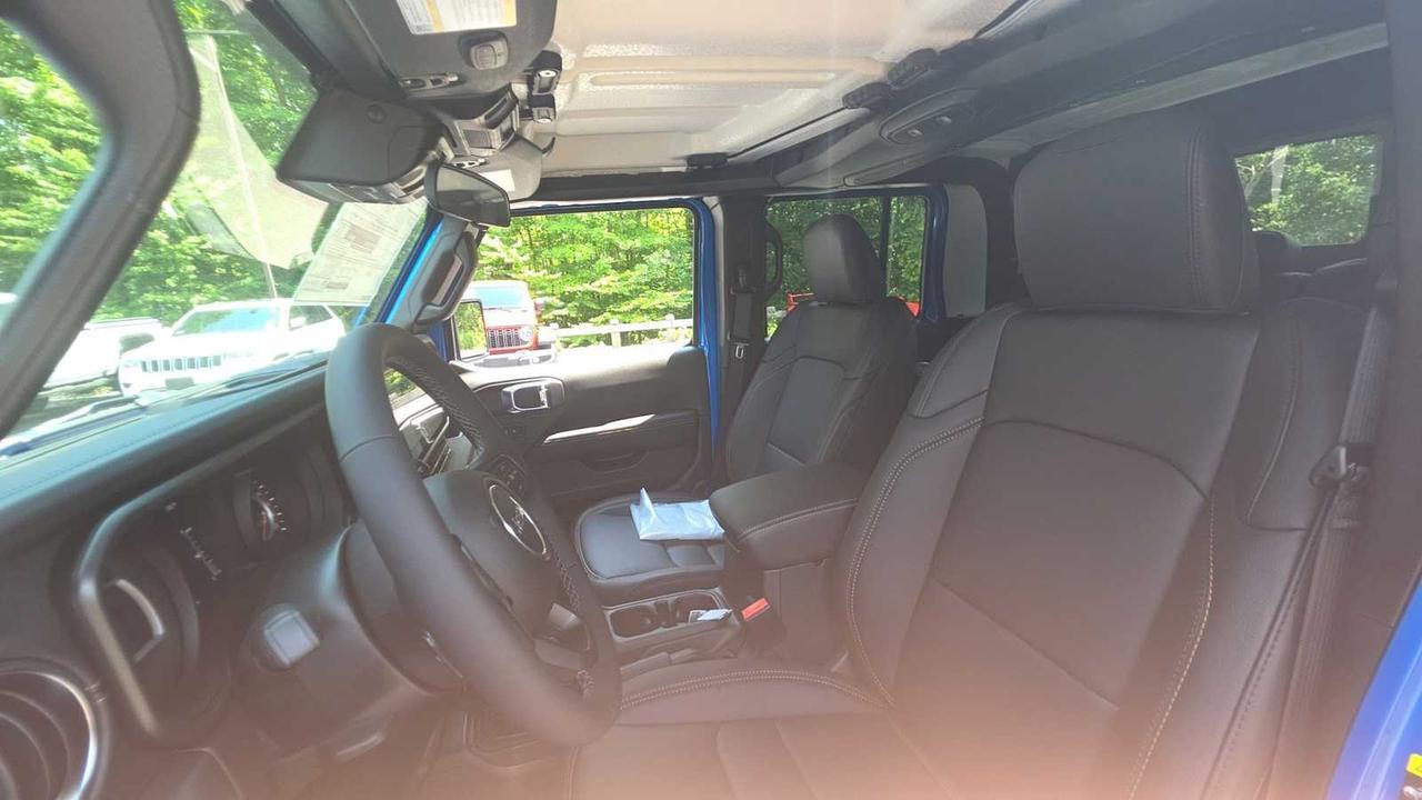 2025 Jeep Gladiator Sport S Hudson MA