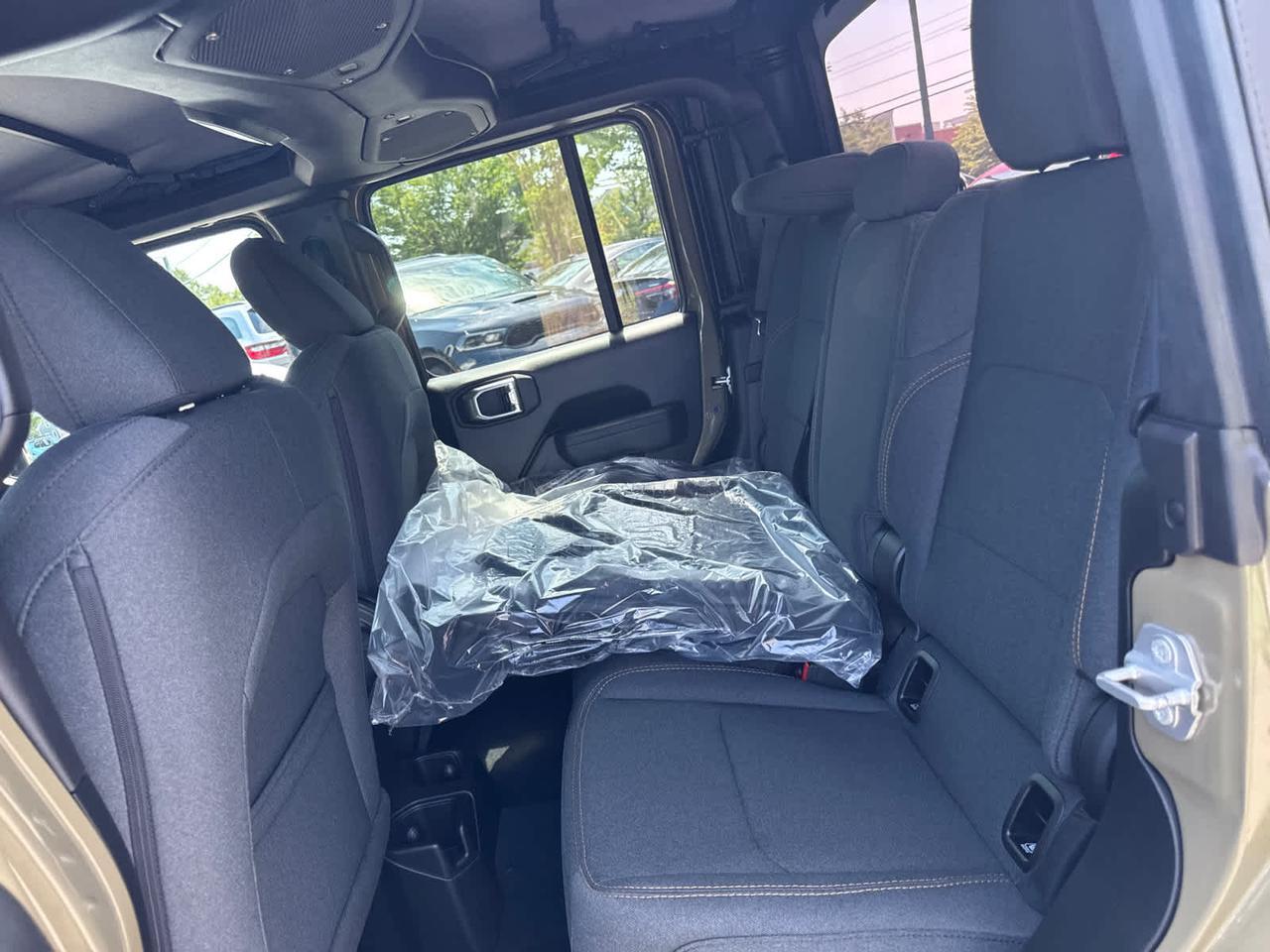 2025 Jeep Gladiator Sport S Dartmouth MA