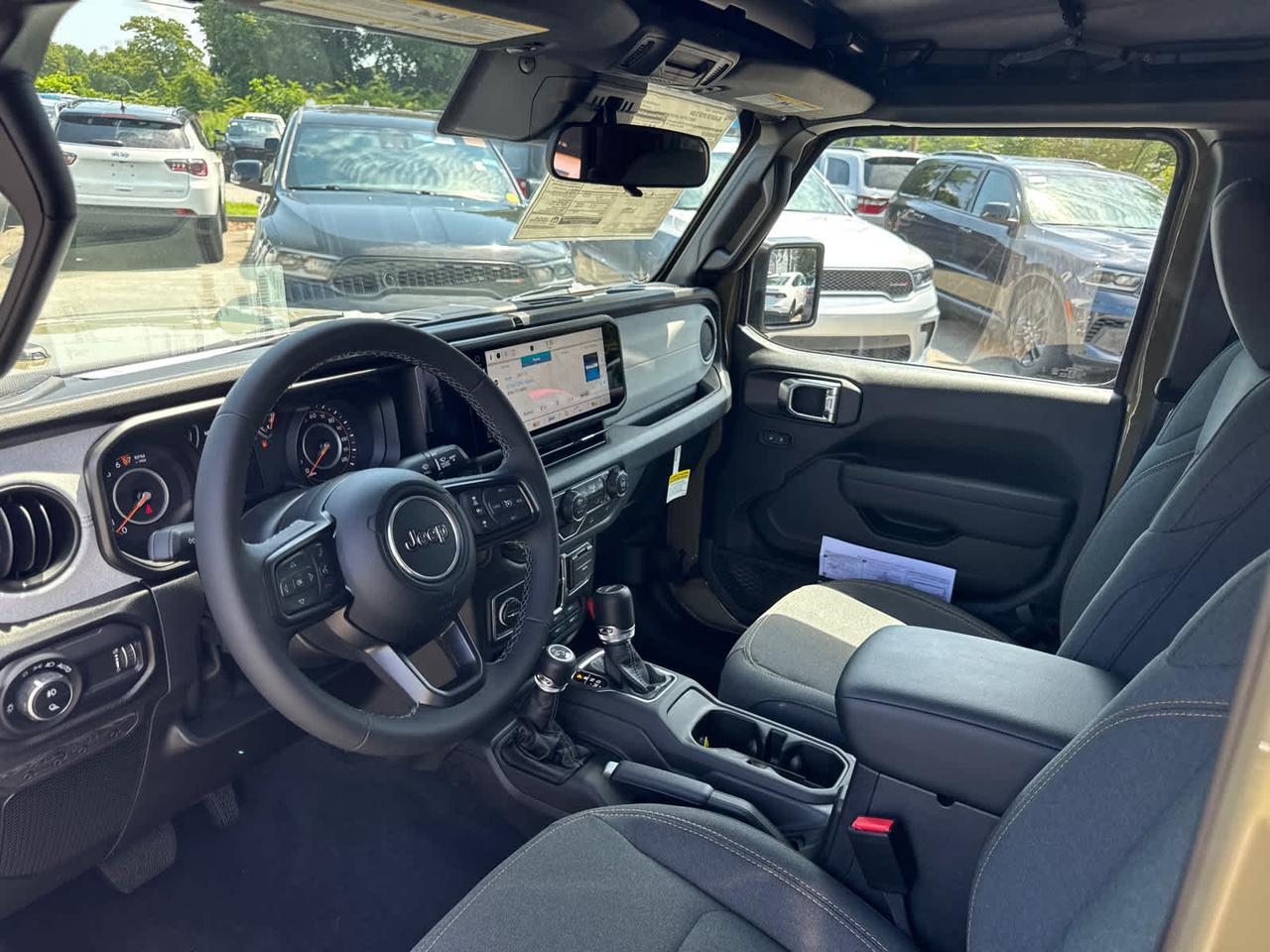 2025 Jeep Gladiator Sport S Dartmouth MA