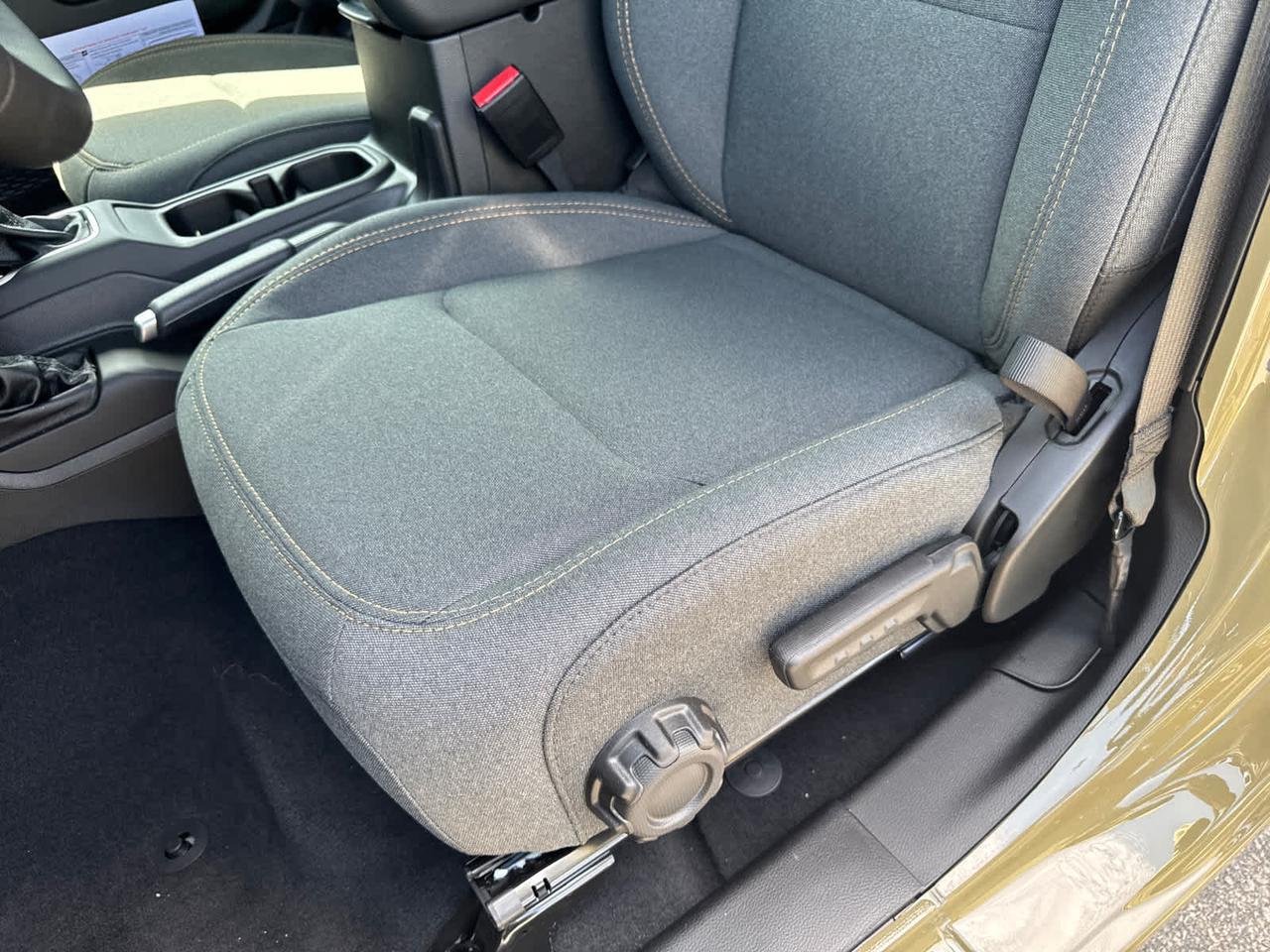 2025 Jeep Gladiator Sport S Dartmouth MA