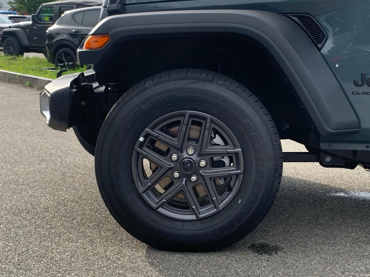 2025 Jeep Gladiator Sport S Dartmouth MA