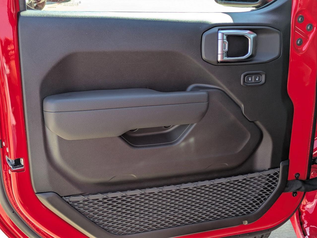 2025 Jeep Gladiator Sport Castroville TX