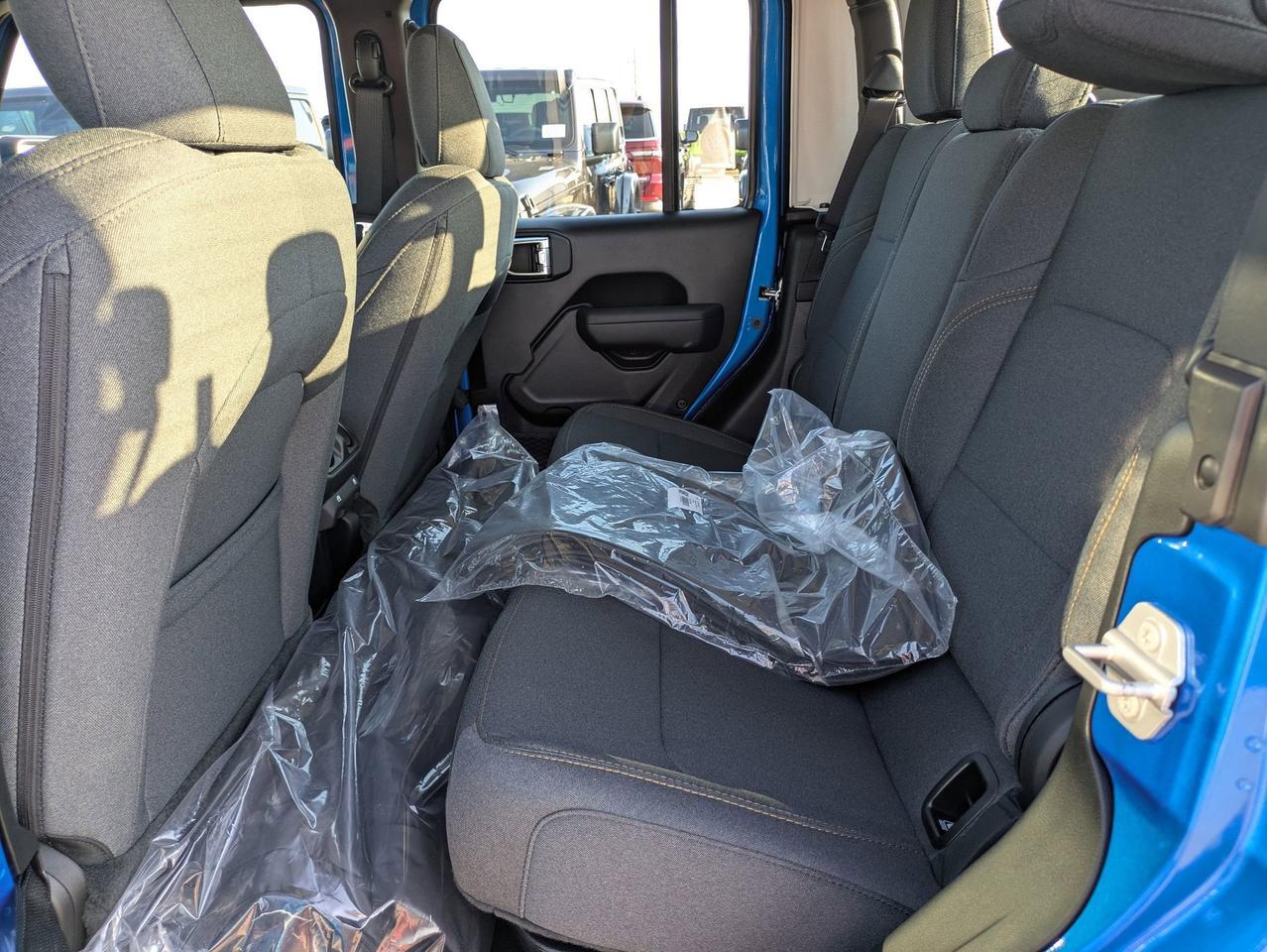 2025 Jeep Gladiator Sport Castroville TX