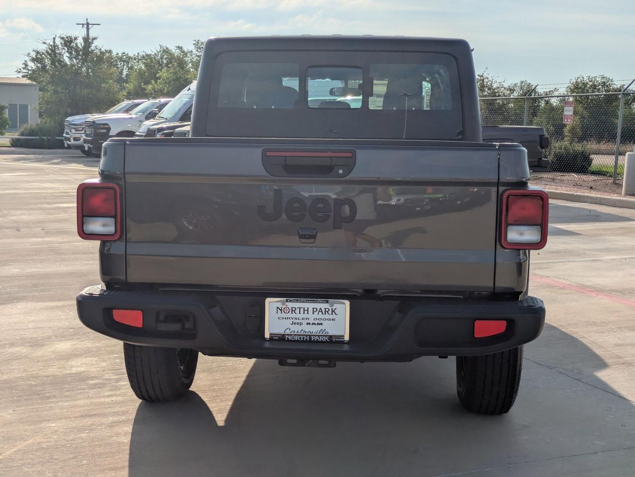 2025 Jeep Gladiator Sport Castroville TX