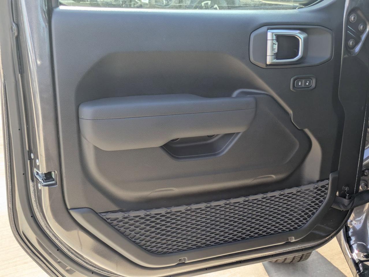 2025 Jeep Gladiator Sport Castroville TX