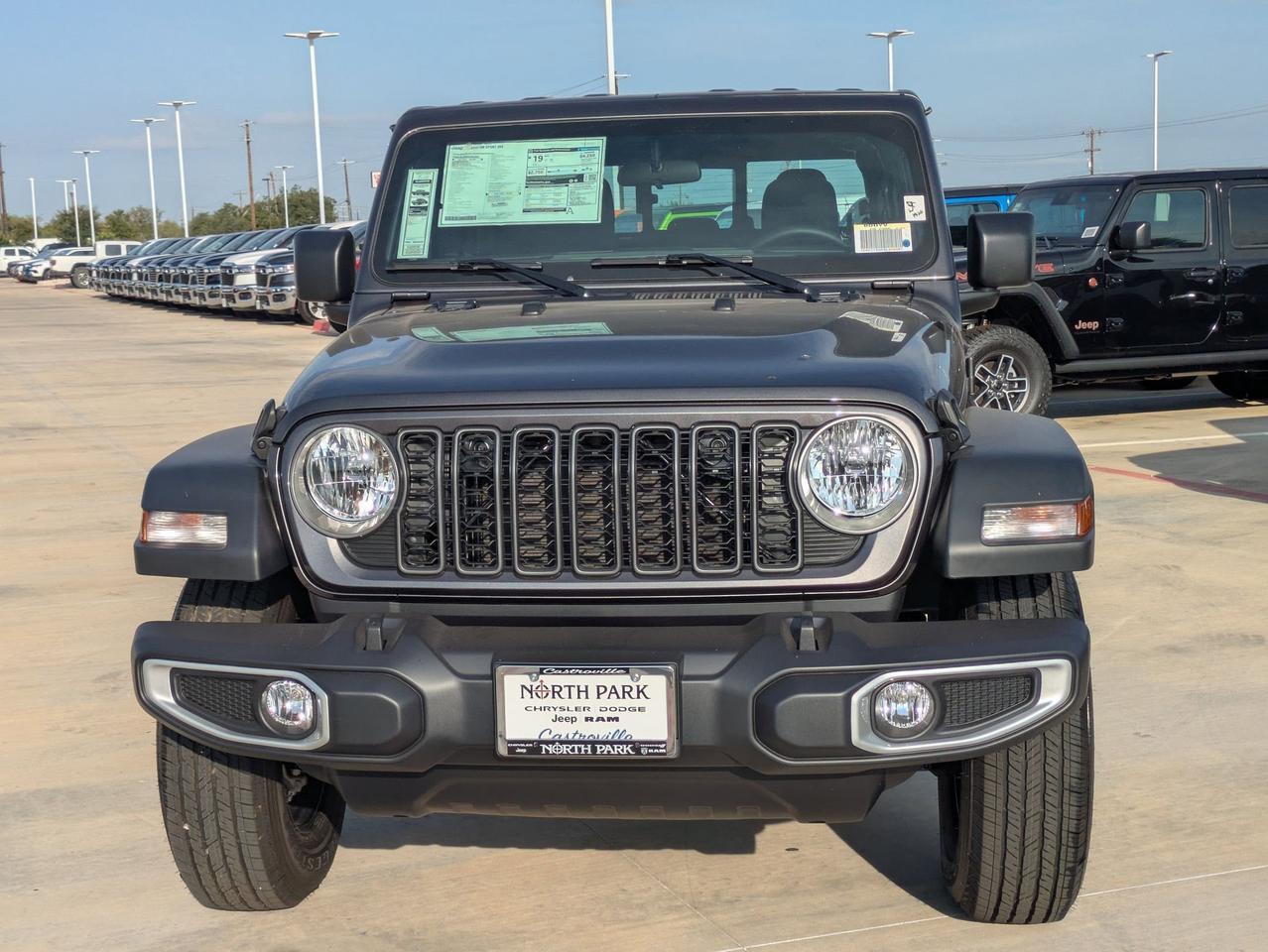 2025 Jeep Gladiator Sport Castroville TX